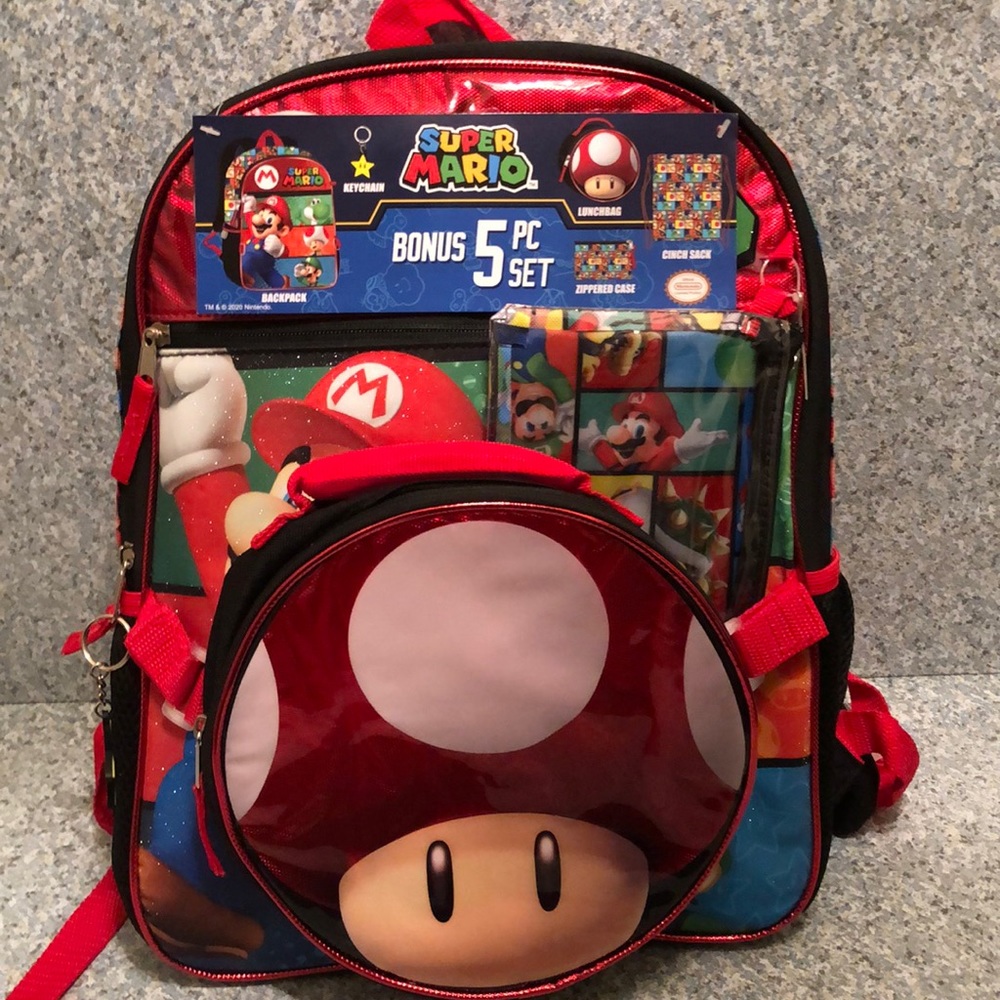 SUPER MARIO 5 piece Backpack!! NEW!!!!